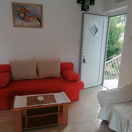 Apartman Volarevic Donji Karin Exteriér fotografie