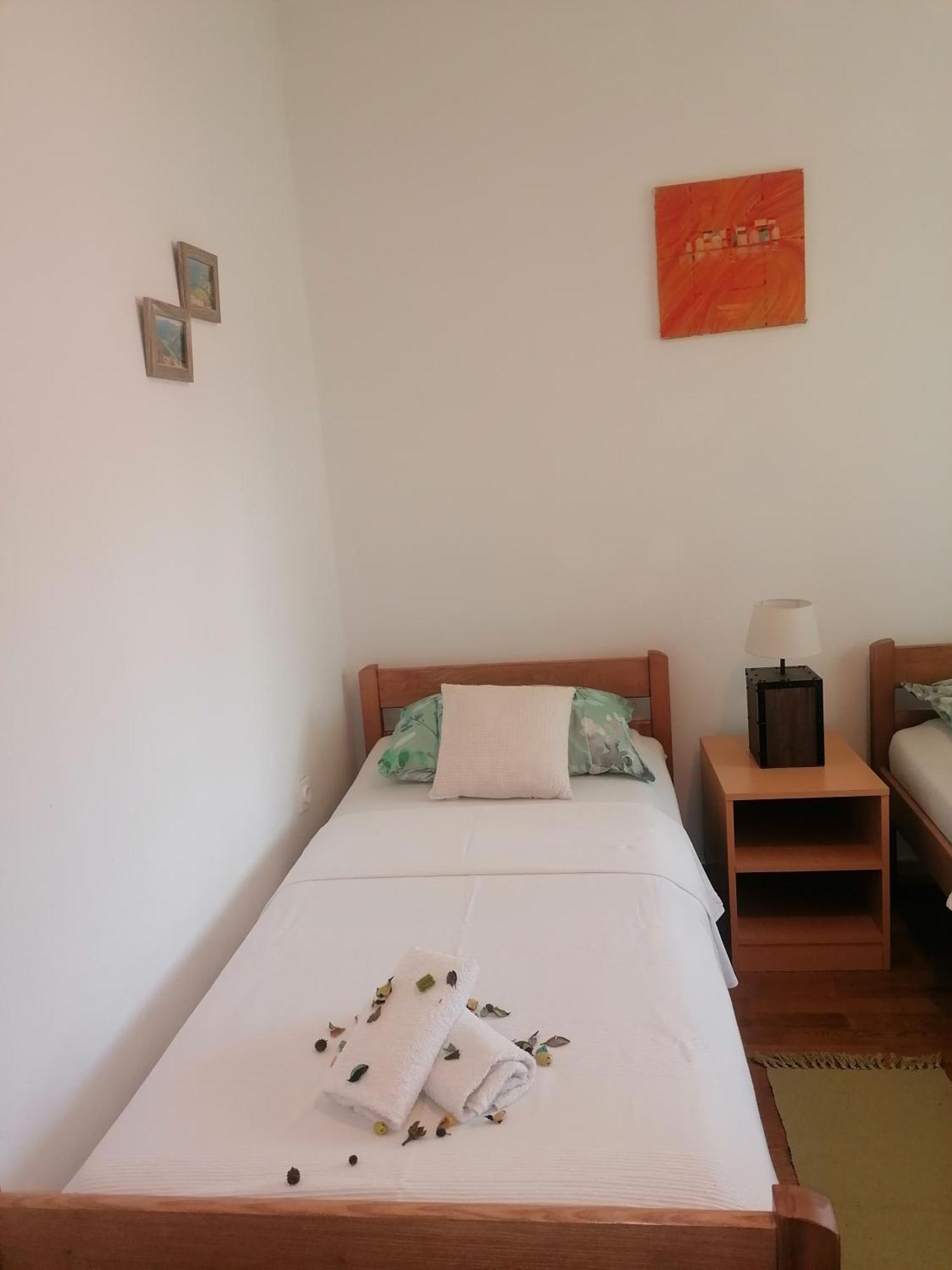 Apartman Volarevic Donji Karin Exteriér fotografie